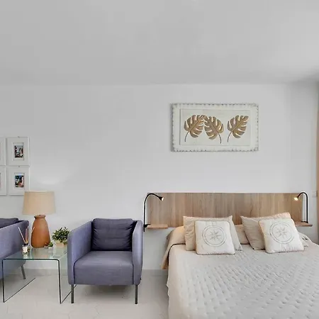 Апартаменты Alexander Playa De Americas Плая-де-лас-Америкас